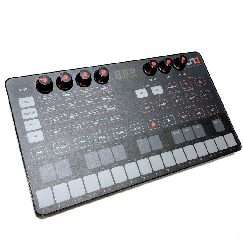 IK Multimedia UNO SYNTH Analog Synthesizer
